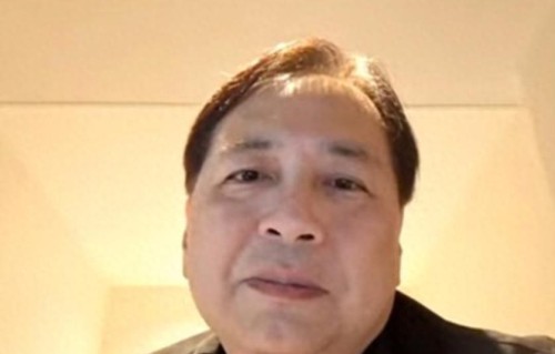 姚嘉妮60岁前夫近况曝光，离婚后在澳门开餐厅，身材发福样貌显老