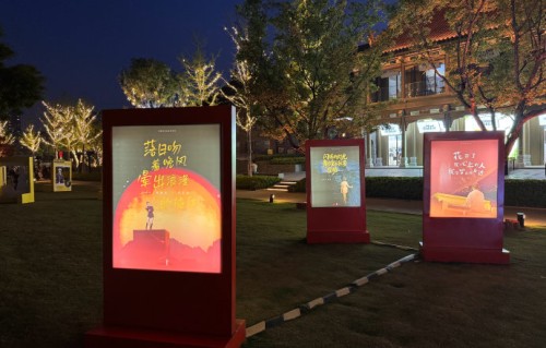 李宇春‘皇后与梦想’郑州演唱会现场有什么特殊环节或惊喜？