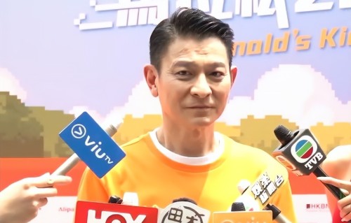 刘德华回应挚友潘宏彬去世，未能见最后一面难掩悲伤，拒谈丧礼细节