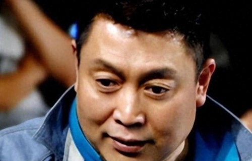 借陆树铭追悼会敛财、婚内出轨小香玉？王为念身上谣言究竟多离谱