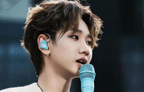 汪苏泷与网红俊辰再被拍同返家，三年恋情低调稳定引热议