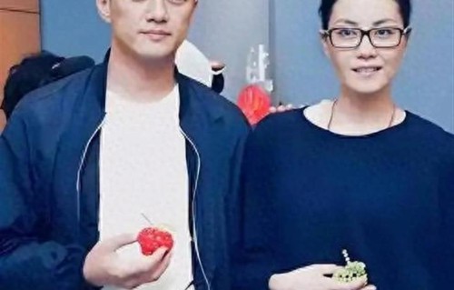 李亚鹏是个大孝子！陪妈妈回安徽六安金寨寻根，李妈妈很开心！