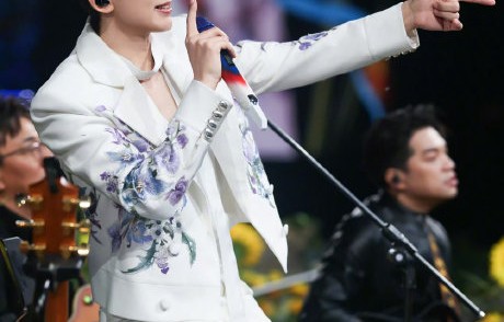 张杰的专属幕后团队与其他明星的临时团队相比有何不同？|演唱会|巡演|文化|舞台|情感