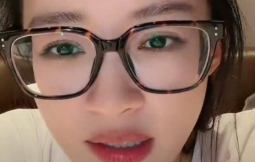 孙怡回应与阚清子关系破裂传闻，“我跟清子我们俩挺好的，没事儿”