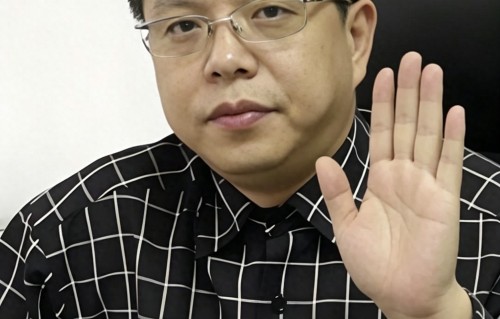 丝芭创始人王子杰猝死：公司由妹妹全权接管，与鞠婧祎纠纷将逆转 