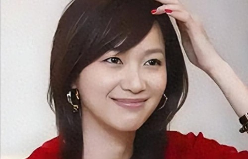 抢走王朔，睡遍京圈？定居国外9年的“坏种”徐静蕾，成最终赢家 