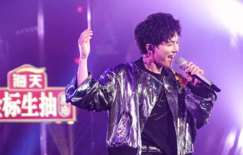 周深《达拉崩吧》一人分饰八角太惊艳,评论区竟成为大型蹦迪现场|歌手·当打之年|极乐净土|巨龙|公主|少年