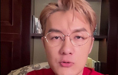 歌手吴克群为呼和浩特这家饺子馆垫付8万元房租：好人不能输，也不该输