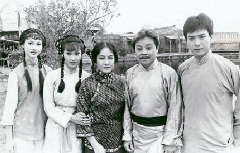 再向虎山行 _ 百科|伍卫国|米雪|阴差阳错|董骠|梁小龙