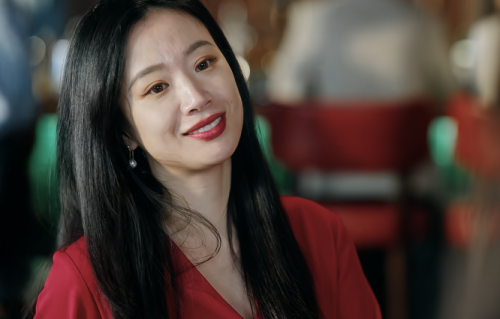 《蜜语纪》当34岁李梦与42岁朱珠同框，才知骨相美与皮相美的区别