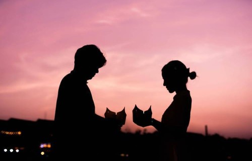 读懂女人的沉默，她不说，不代表她不在乎